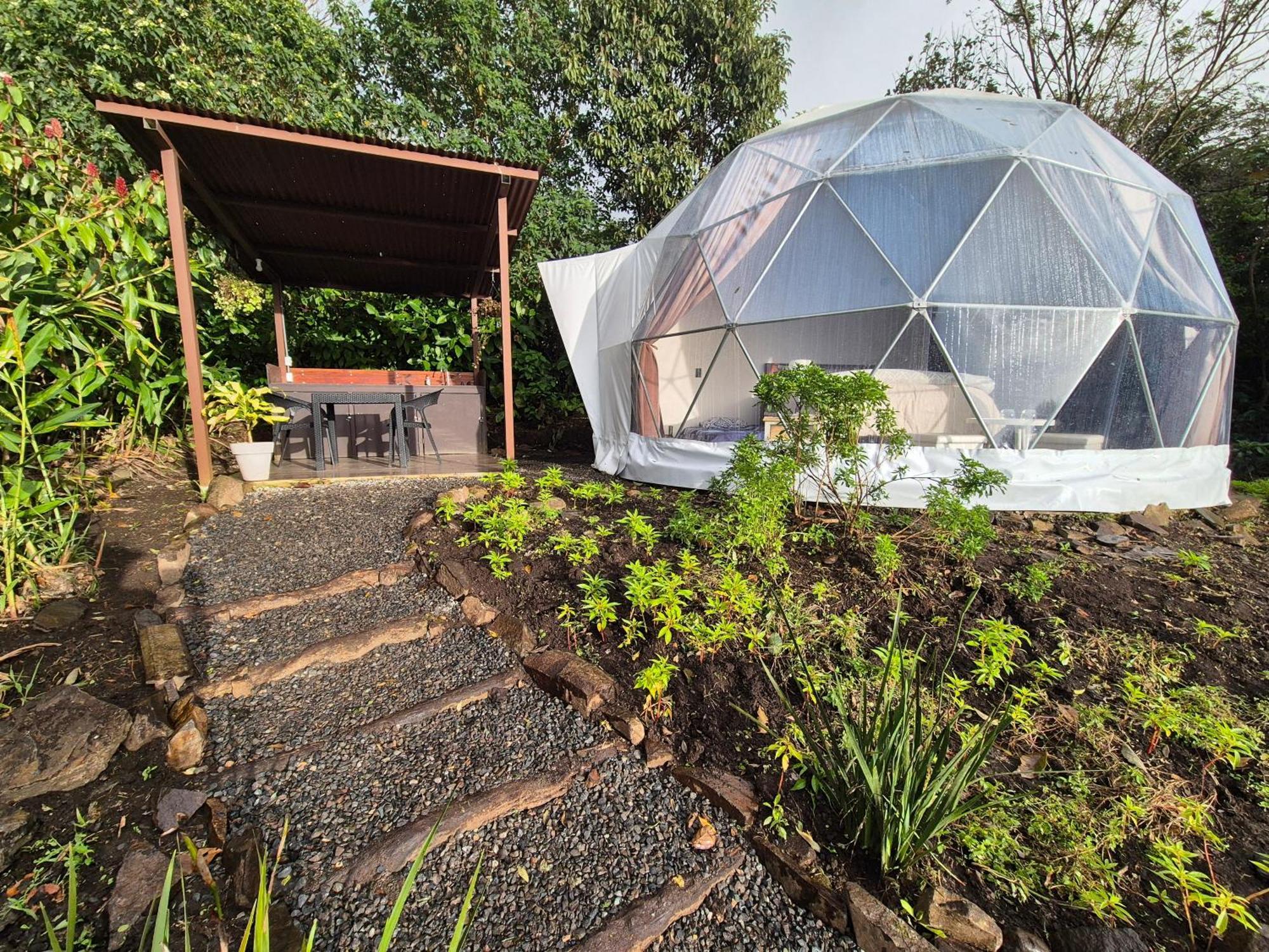Glamping Monteverde Exterior photo