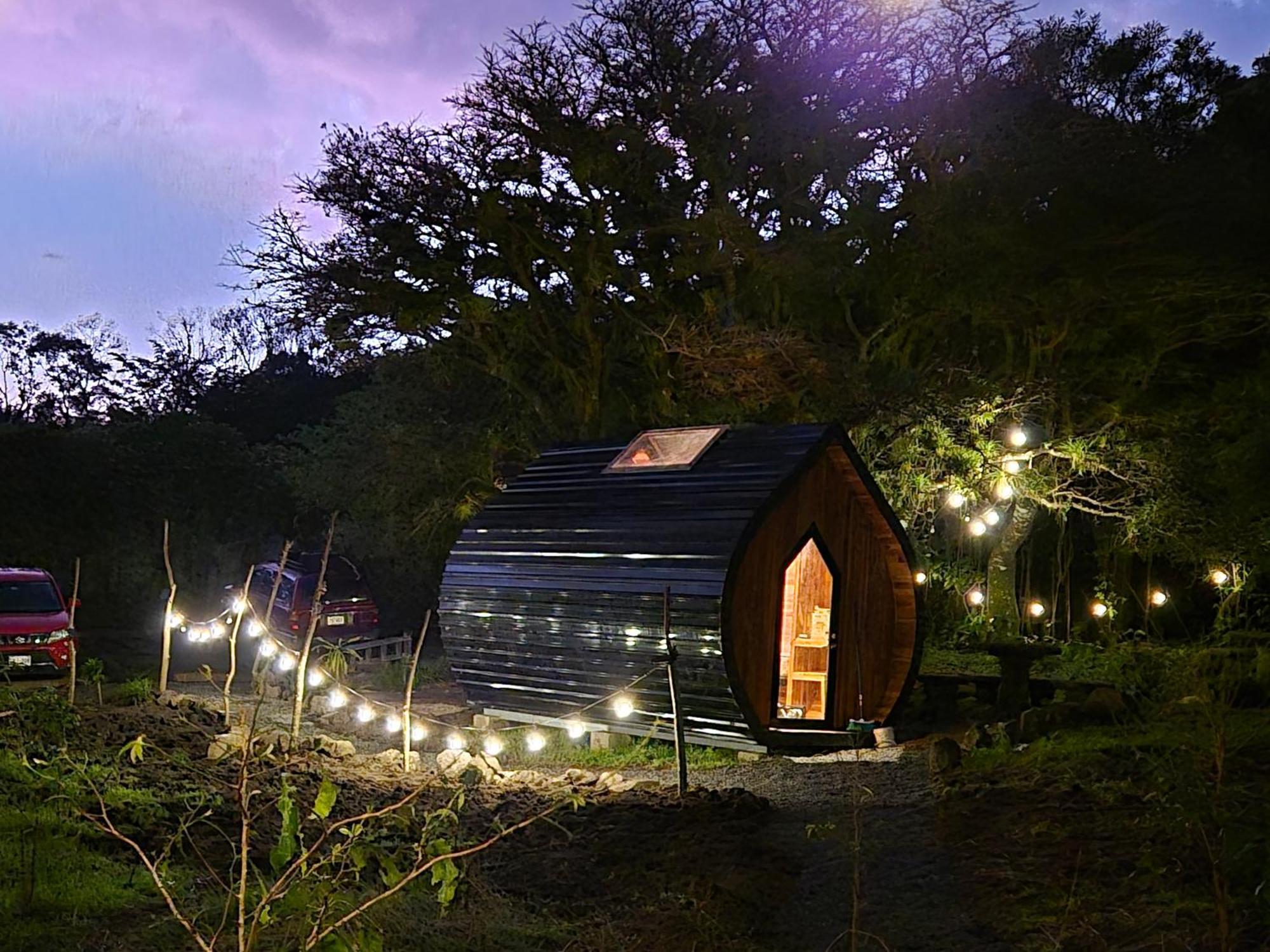 Glamping Monteverde Exterior photo